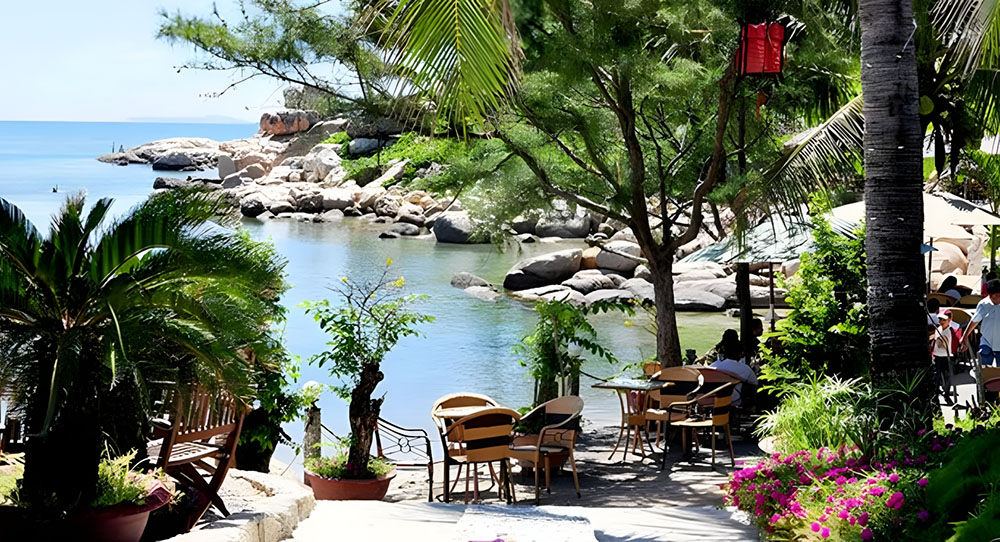 Cafe Hòn Chồng Nha Trang