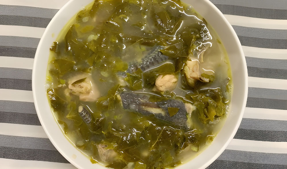 Canh chua lá giang